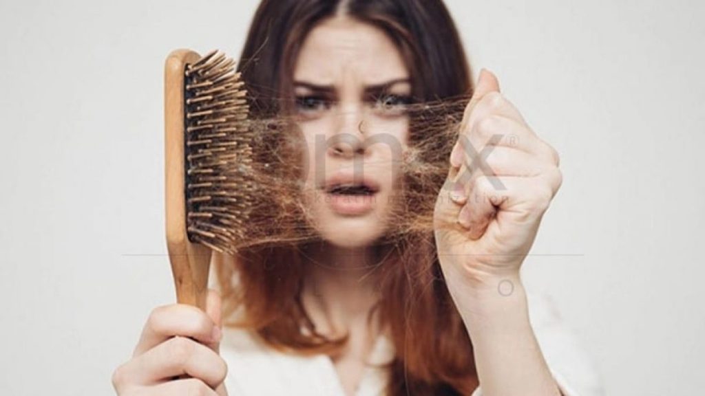 ¡Salva tu cabello! Conoce los consejos y trucos para prevenir la caída del cabello 2 salva tu cabello conoce los consejos y trucos para prevenir la caida del cabello