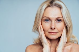 Cuidado de Cabello 22 descubre los secretos para mantener una piel madura saludable y luminosa